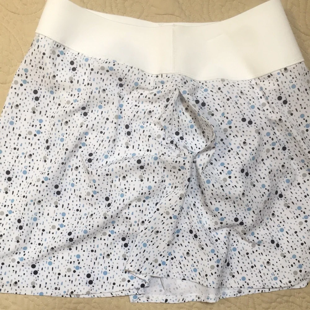 New! Puma PWRShape White Dot Print 16” Golf Skort With Pockets size Medium - Picture 8 of 15